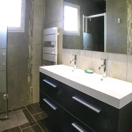 Two-bedroom Holiday In Vincent Sur Jard Сasa de vacaciones Saint-Vincent-sur-Jard